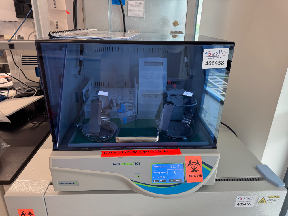 Image of Benchmark Incu-Shaker 10L Incubator Shaker